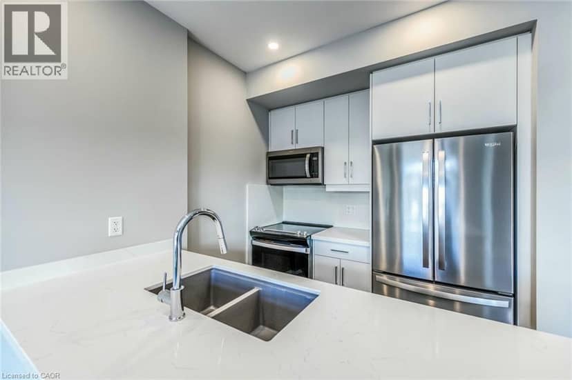 292 VINE Street Unit# 20 — photo 9 of 24