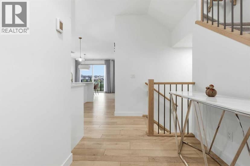 110 Rowley Way NW, Calgary, photo 4