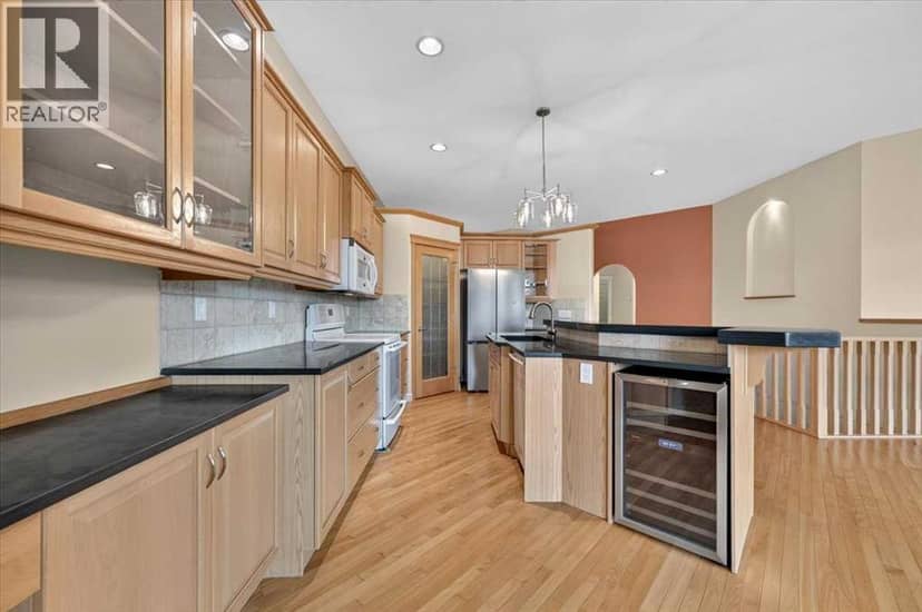 214 Kincora Heights NW — photo 10 of 40