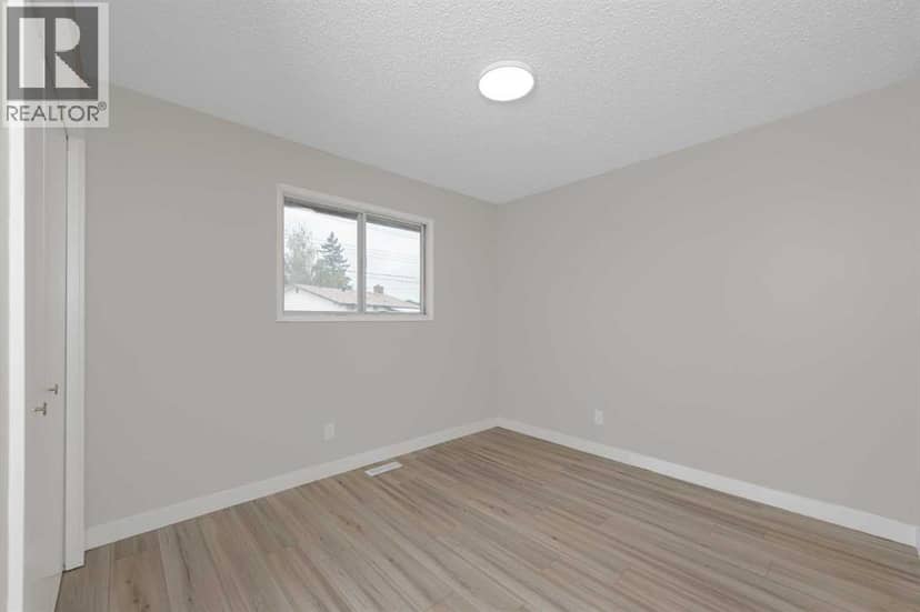 43 Maranda Close NE — photo 14 of 40