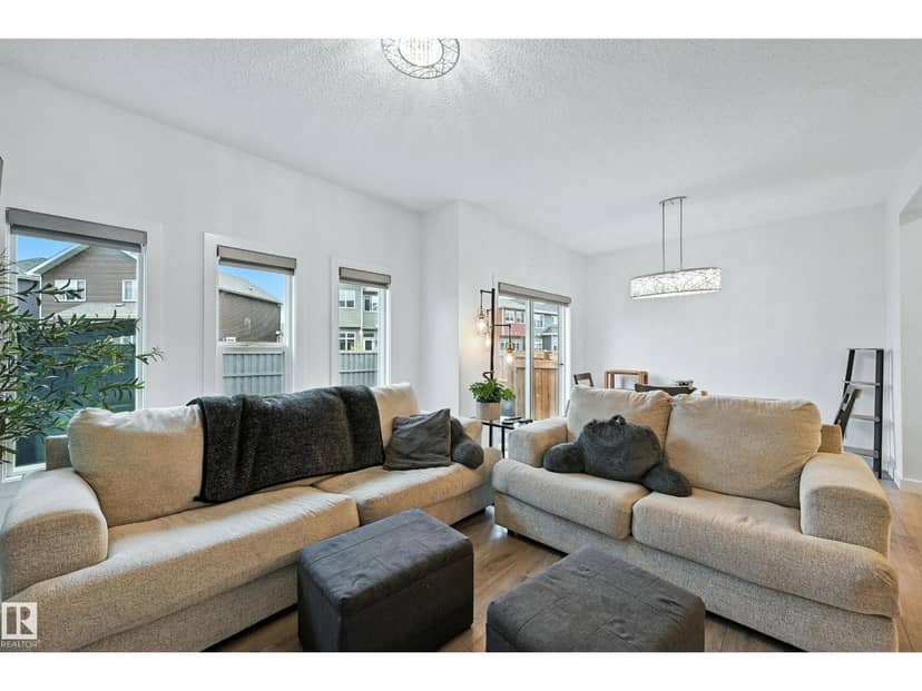 16603 31 AV SW — photo 10 of 32
