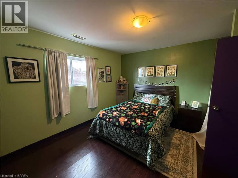 12 BRIDGEPORT Road E Unit# 18 — photo 13 of 31