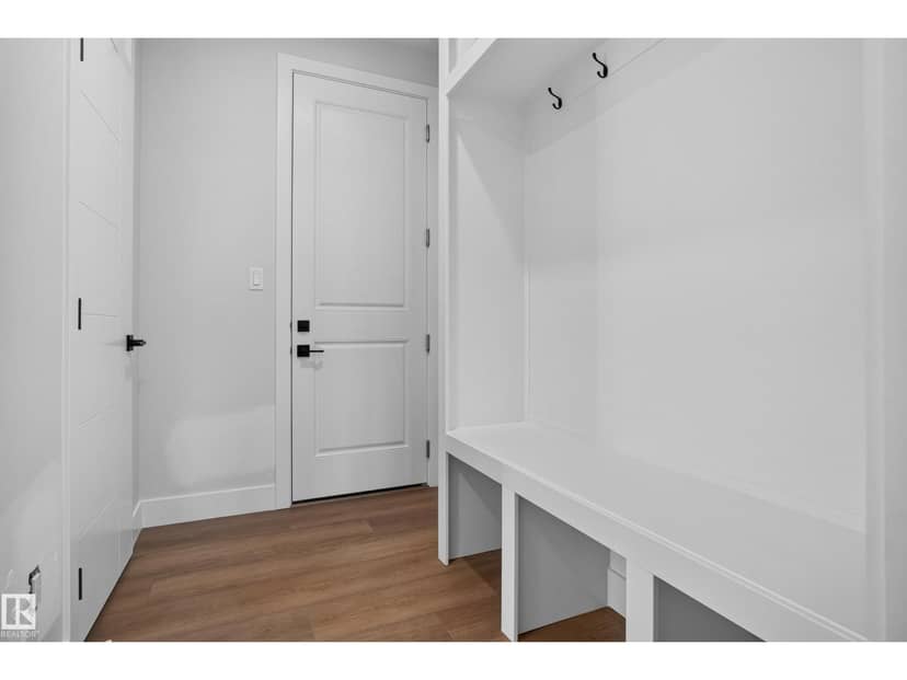 4274 Charles CL SW — photo 17 of 40