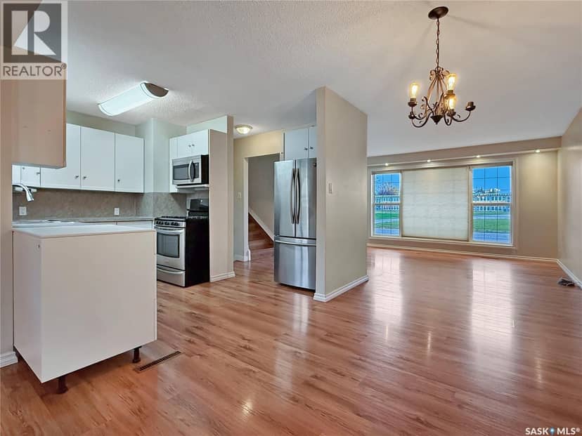 943 11th AVENUE NE, Swift Current, photo 6