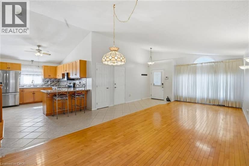 102 COVE Crescent, Stoney Creek, photo 8