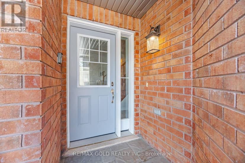 45 Biddens Square — photo 4 of 40