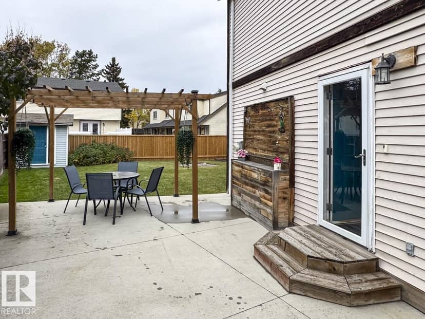 4619 35 AV NW, Edmonton, photo 3