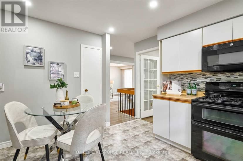 787 Sheppard Avenue — photo 10 of 22