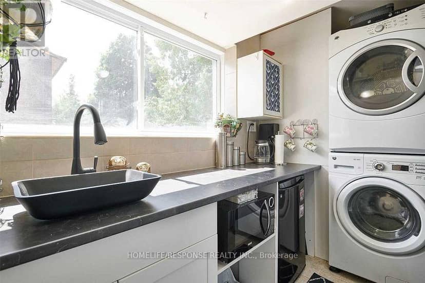 787 Sheppard Avenue — photo 16 of 22