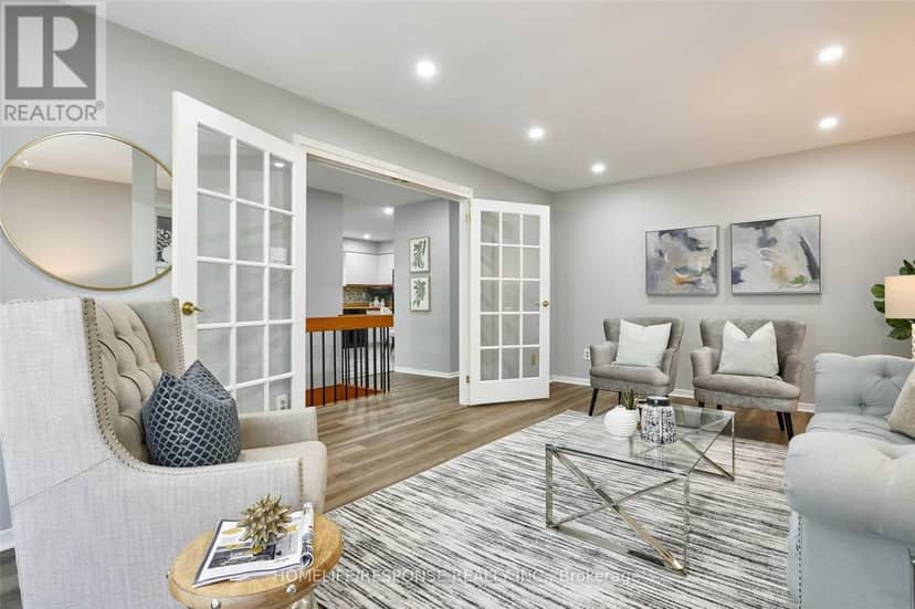 787 Sheppard Avenue, Pickering, photo 3