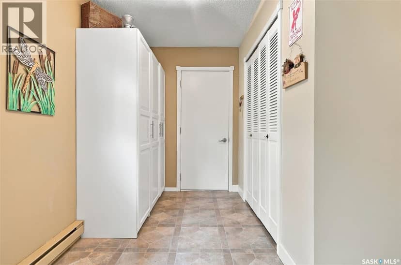 307 Broadway STREET — photo 29 of 40