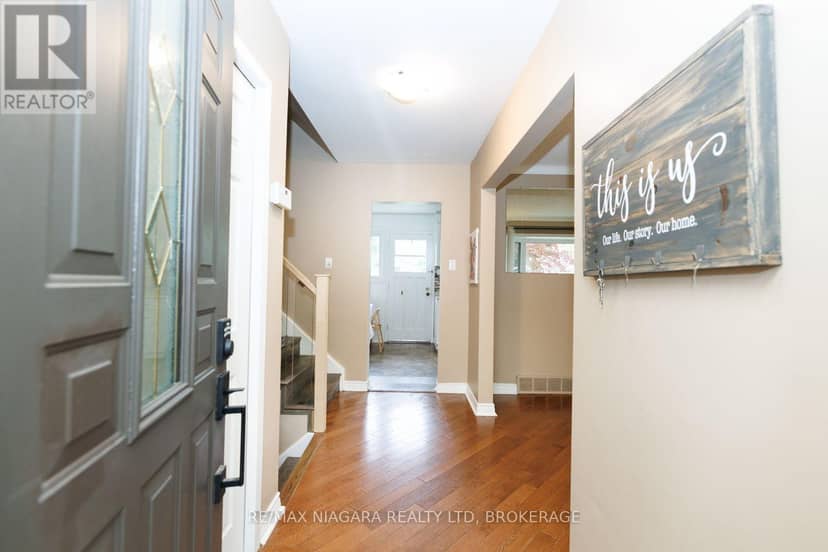 3360 Baker Crescent, Niagara Falls, photo 3