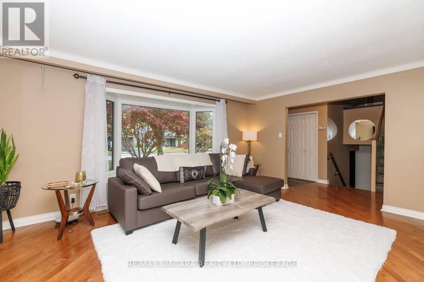 3360 Baker Crescent, Niagara Falls, photo 4