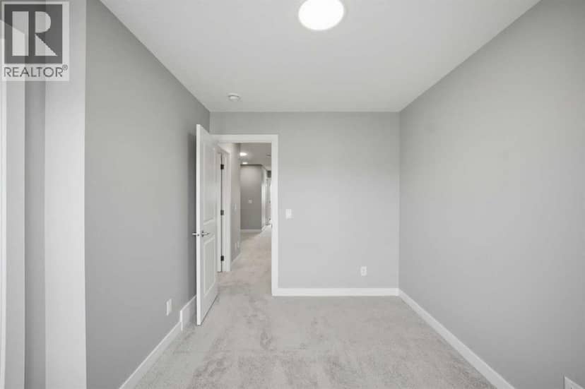 8561 Huxbury Drive NE — photo 24 of 40
