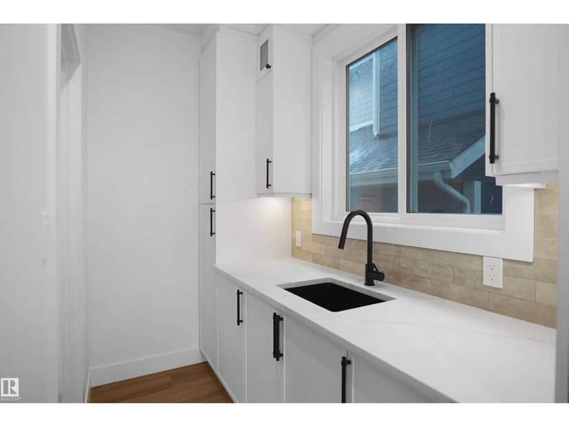 142 Edgewater Ci — photo 24 of 40