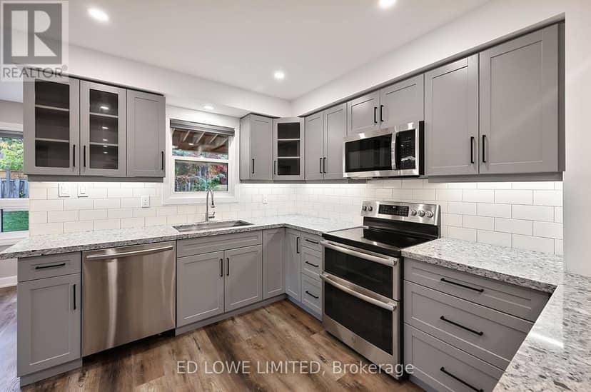 63 Weatherup Crescent — photo 15 of 40