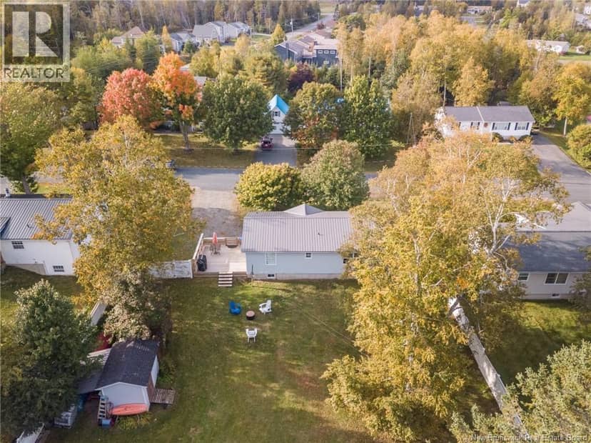 9 Dunn Avenue — photo 23 of 25