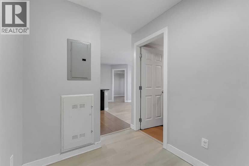 2402, 403 Mackenzie Way SW — photo 29 of 36