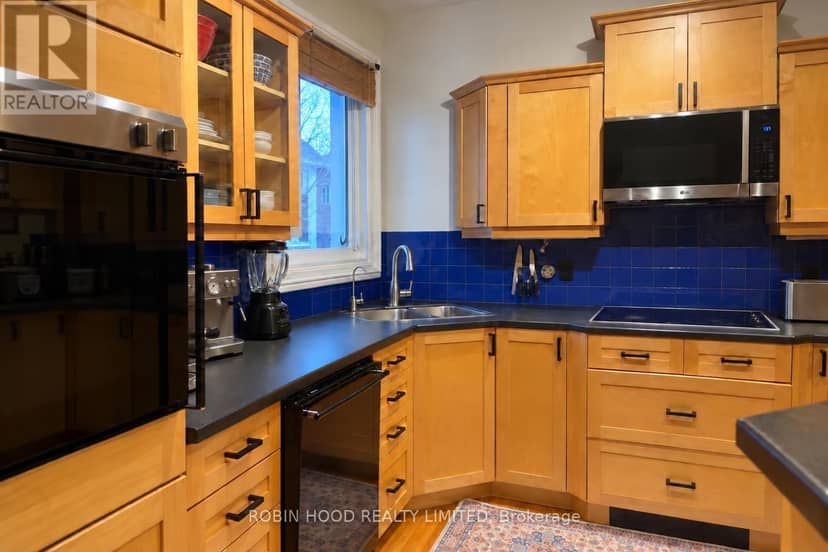 322 Lyon Street N, Ottawa, photo 5