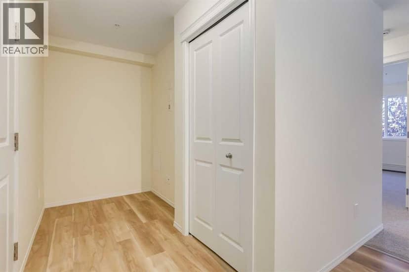 1210, 115 Prestwick Villas SE, Calgary, photo 2