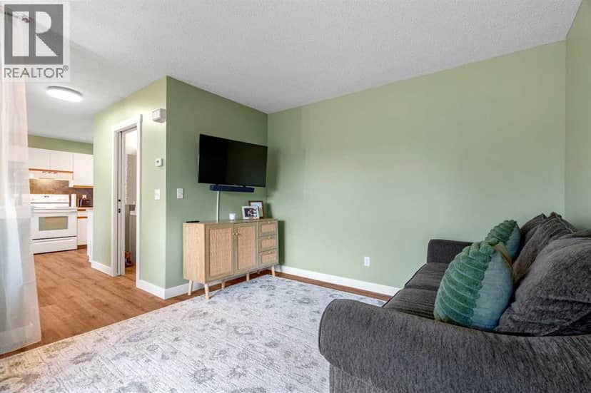 1, 29 Poplar Avenue — photo 11 of 40