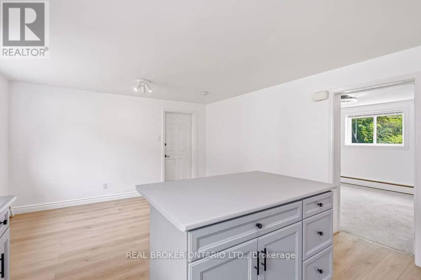 257 Lavergne Street — photo 34 of 40