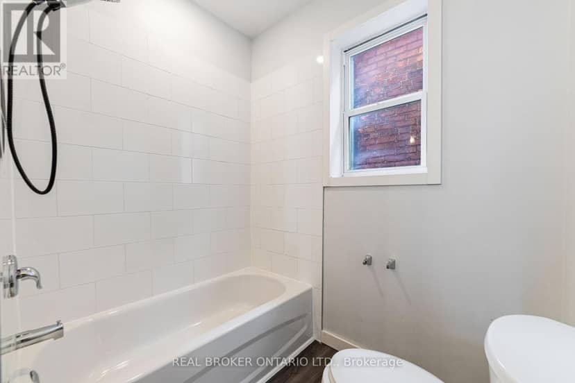 208 Mary Street — photo 27 of 29