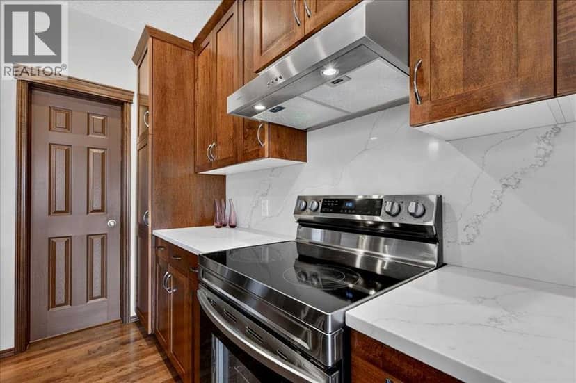 277 Evermeadow Avenue SW — photo 32 of 40