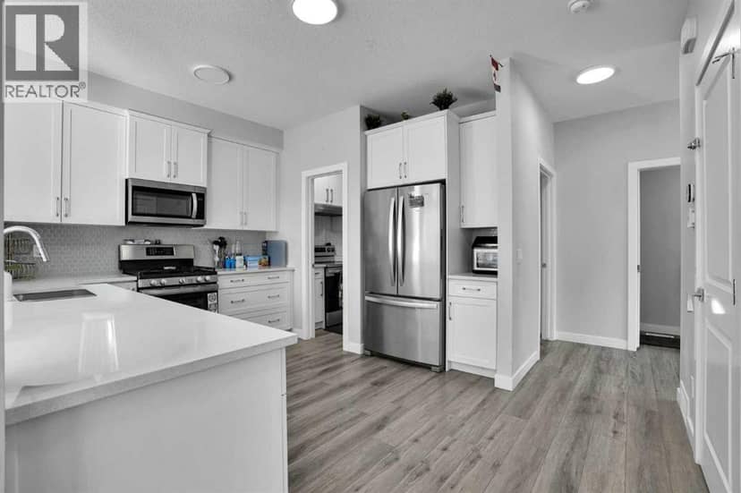 25 Belvedere Terrace SE — photo 12 of 40