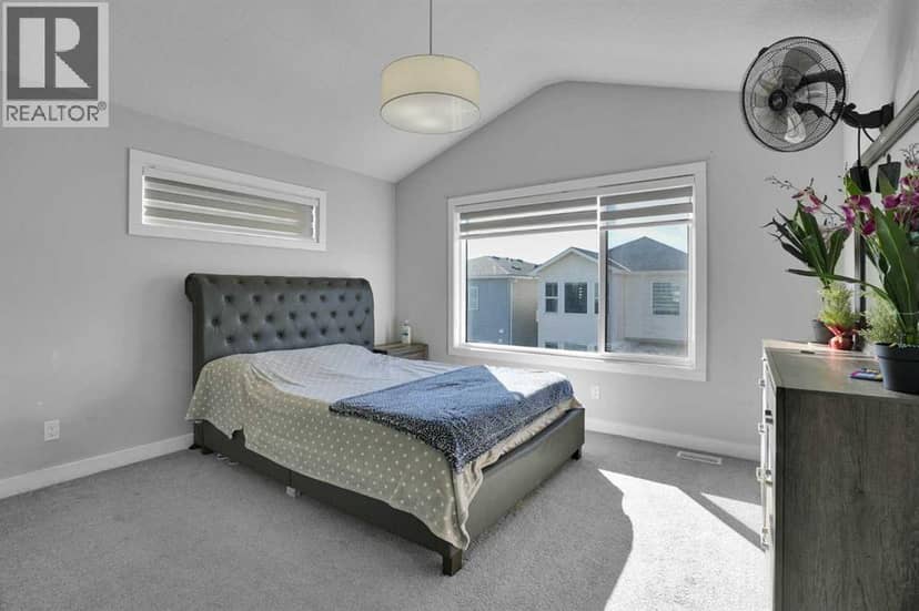 25 Belvedere Terrace SE — photo 30 of 40