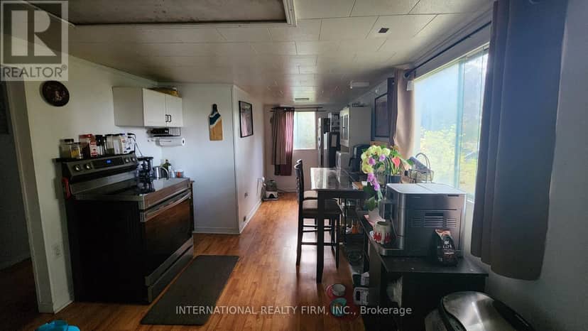 29 Willow Street — photo 16 of 24