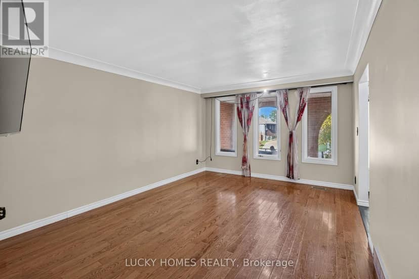 3061 Lloyd George Boulevard — photo 14 of 40