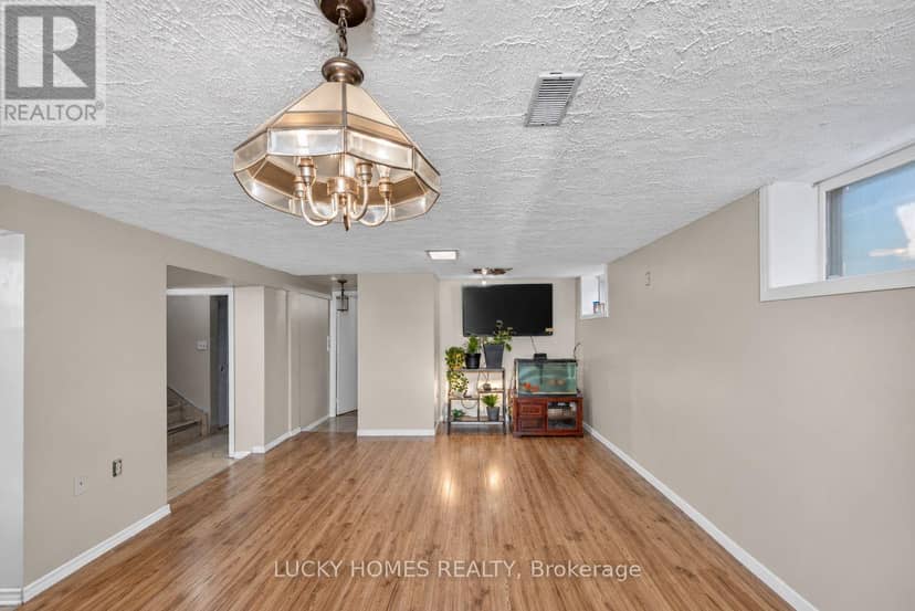 3061 Lloyd George Boulevard — photo 36 of 40