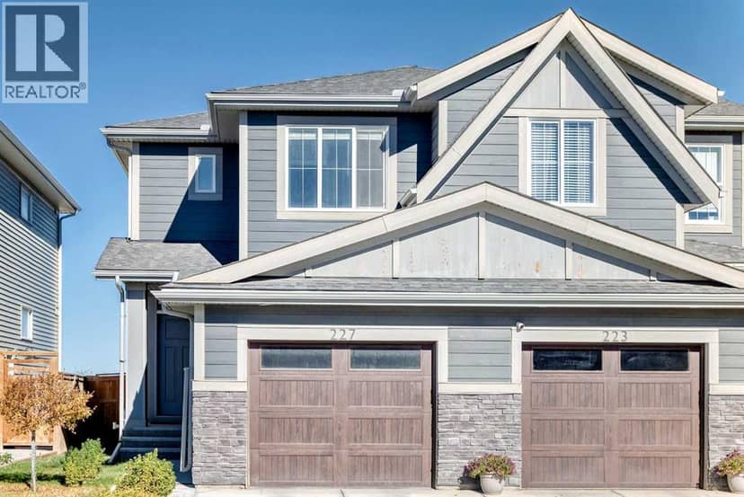 227 Creekstone Way SW, Calgary