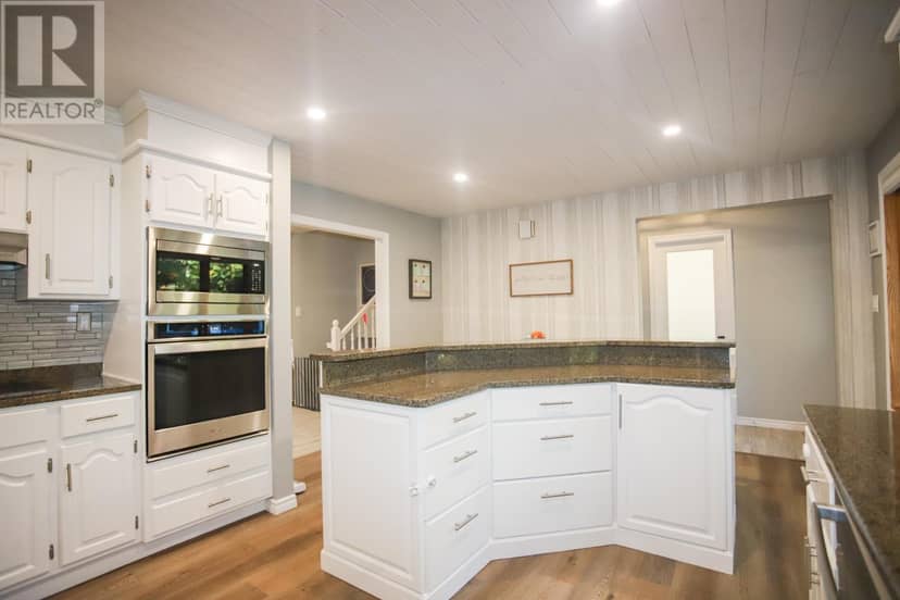 238 Old Goulais Bay RD, Sault Ste. Marie, photo 8