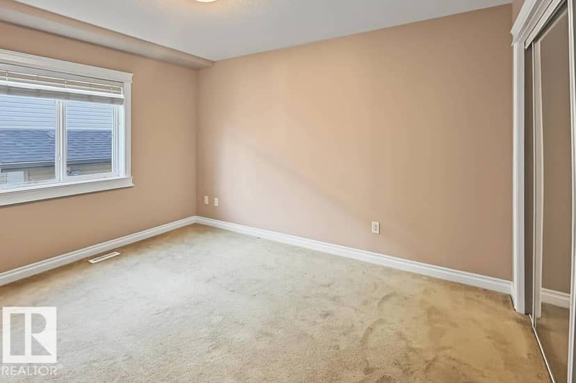 3808 45 AV — photo 15 of 23