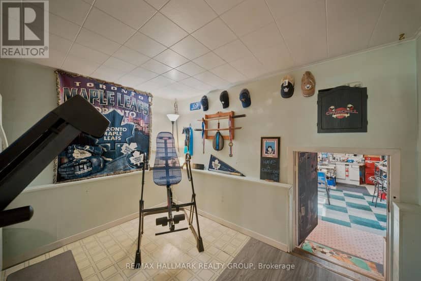 312 Dufferin Street — photo 32 of 40