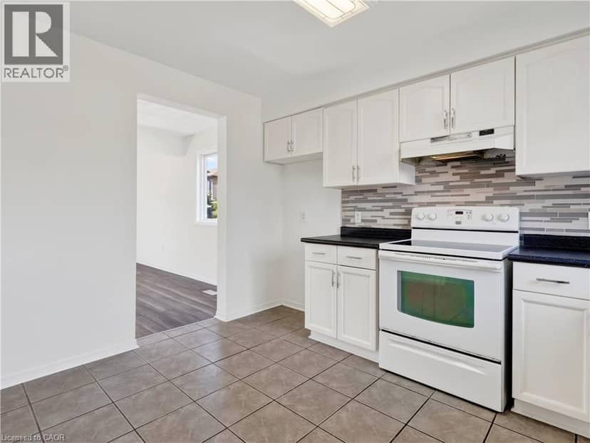 211 MORTON Street — photo 13 of 40