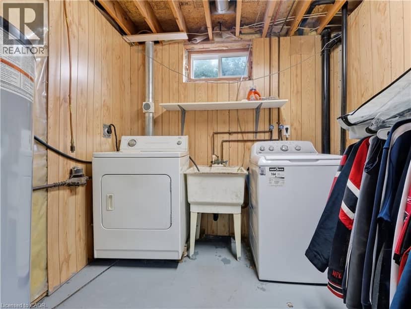 211 MORTON Street — photo 36 of 40