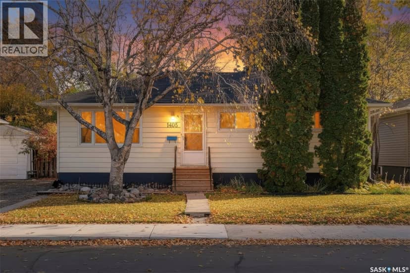 1405 Cumberland AVENUE S — photo 1 of 40