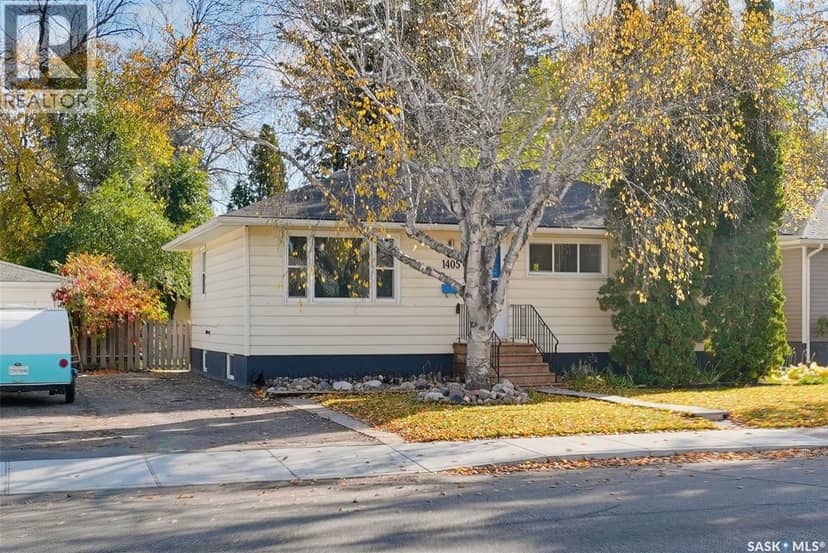 1405 Cumberland AVENUE S — photo 3 of 40