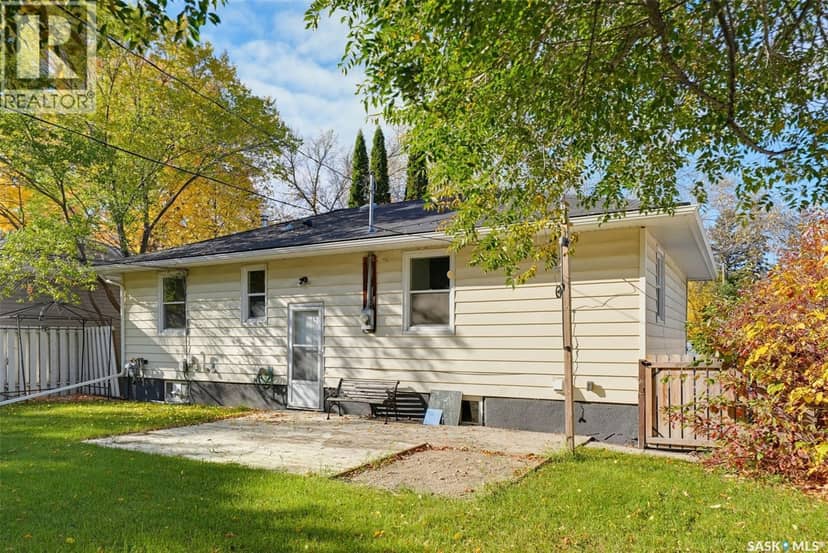 1405 Cumberland AVENUE S — photo 26 of 40