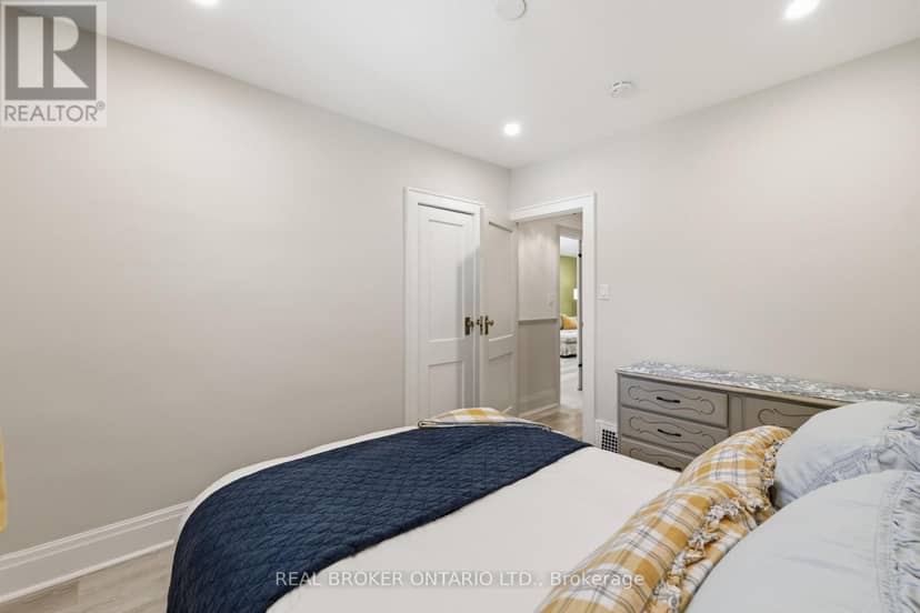 218 Lake Street — photo 21 of 32