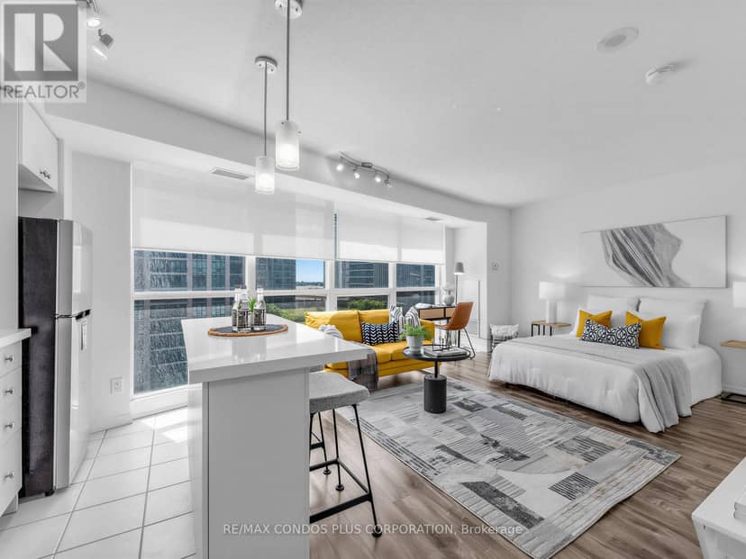 1012 - 18 Yonge Street — photo 15 of 28