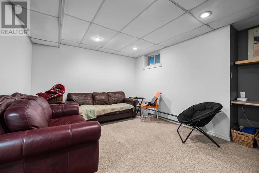 254 Colin Avenue — photo 38 of 40