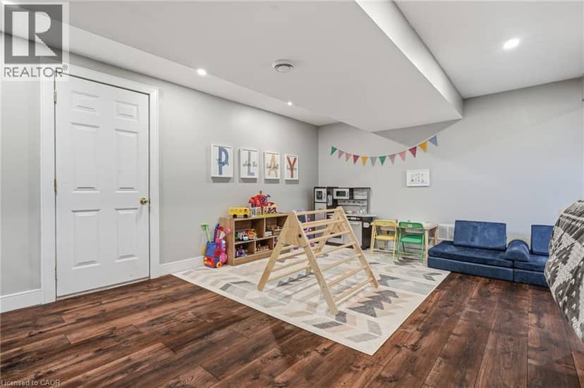 670 THOMPSON Road — photo 31 of 40