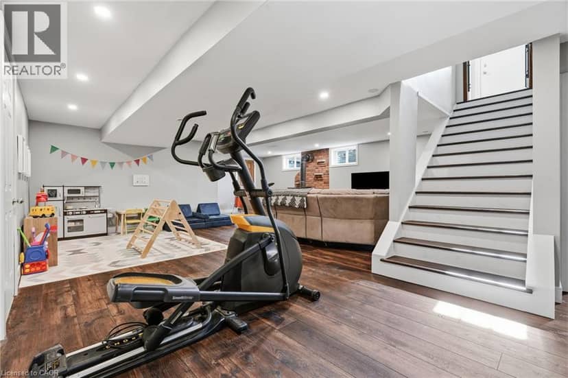 670 THOMPSON Road — photo 32 of 40