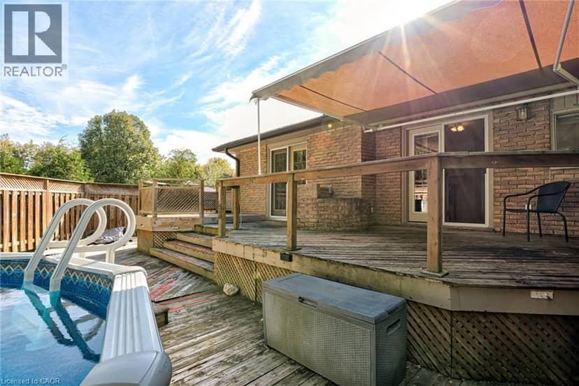 8 BONNYLYN Drive — photo 33 of 39