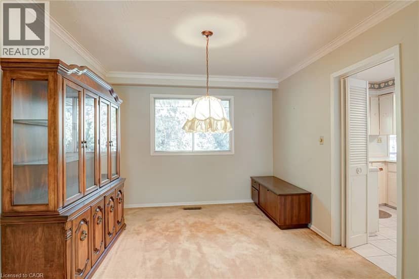 8 BONNYLYN Drive — photo 10 of 39