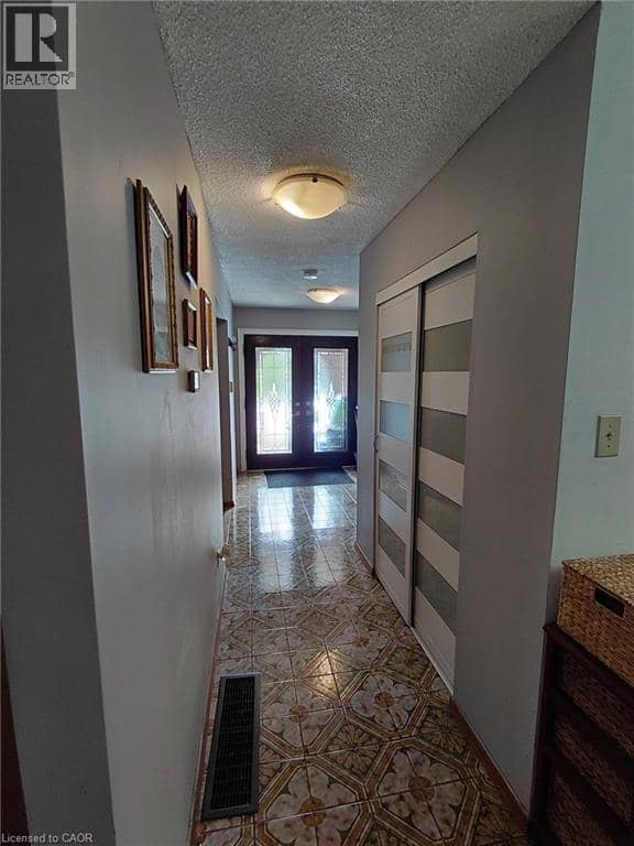 244 GUILDWOOD Drive, Hamilton, photo 4